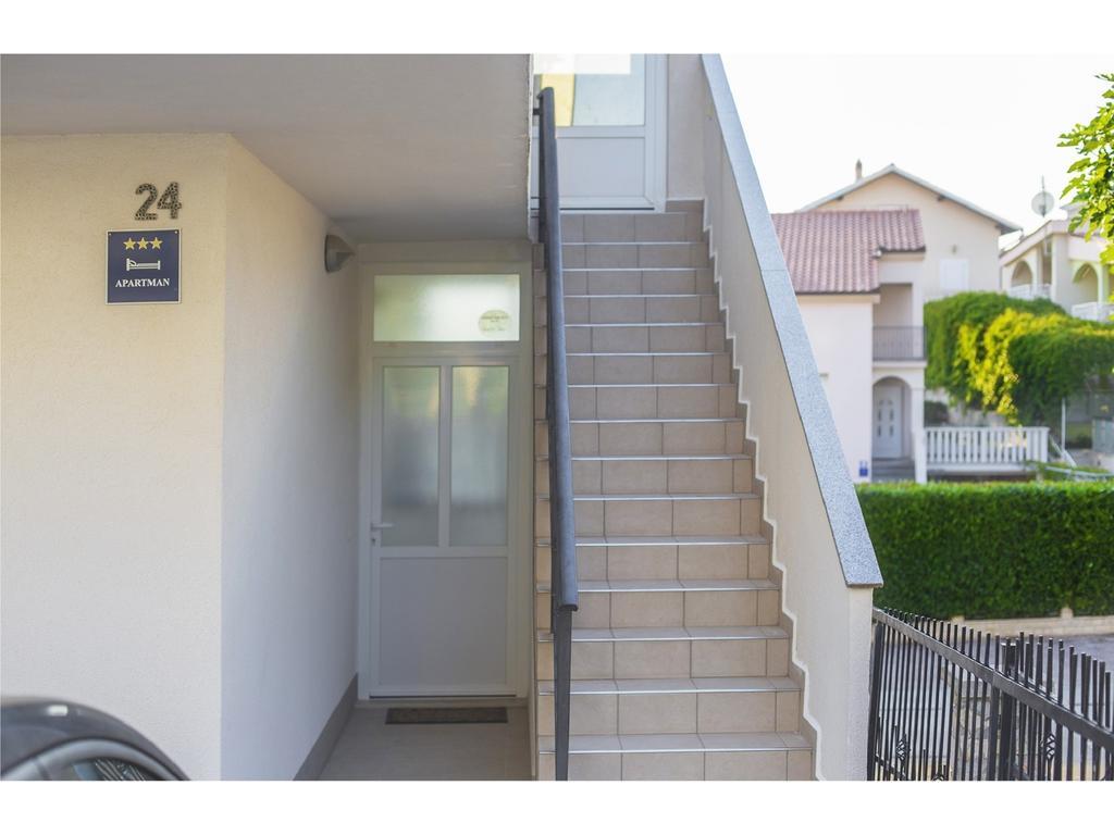 Charming Seaside Apartments Noa & Jakov, Zaboric Sibenik Стая снимка