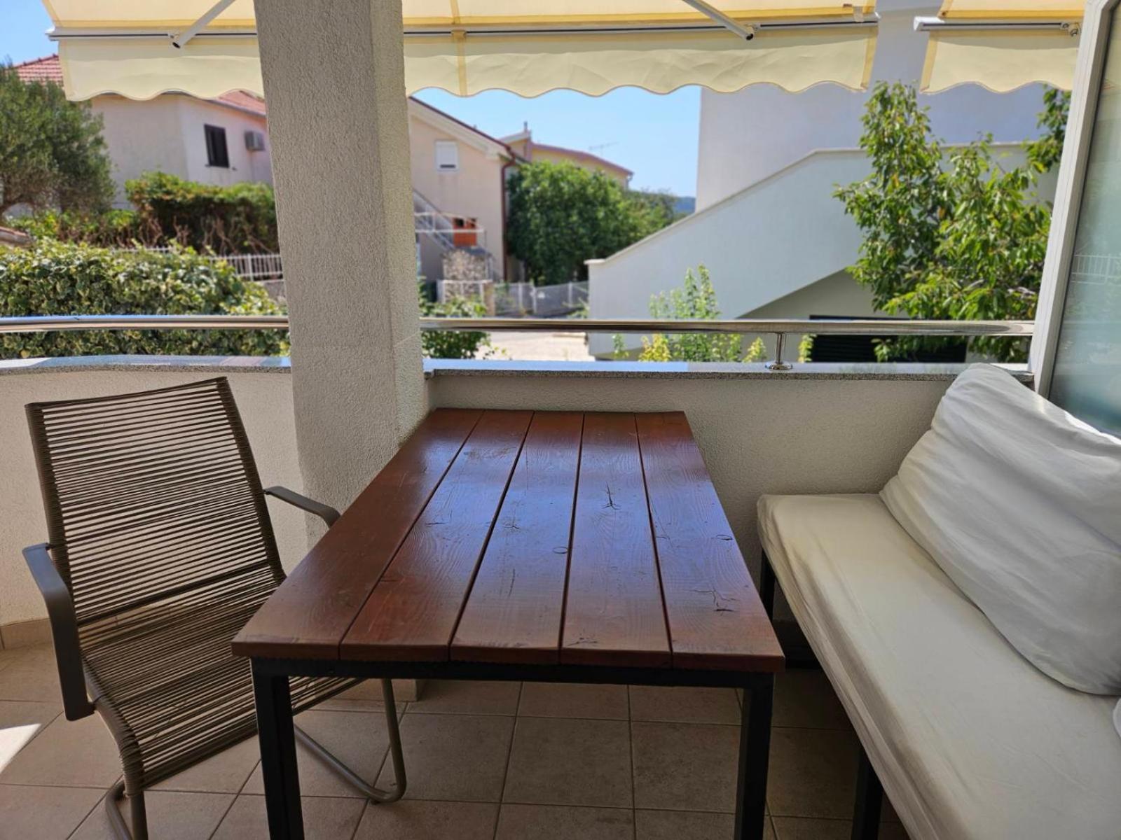 Charming Seaside Apartments Noa & Jakov, Zaboric Sibenik Екстериор снимка